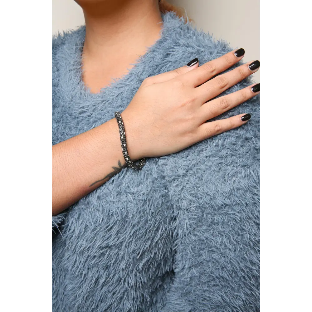 18K White Gold 20.0 Cttw Black and White Pave Set Diamond Eternity Snake Skin Style Tennis Bracelet (Black and G-H Color, SI1-SI2 Clarity) - Size 7" - Bijoux-NYC Direct