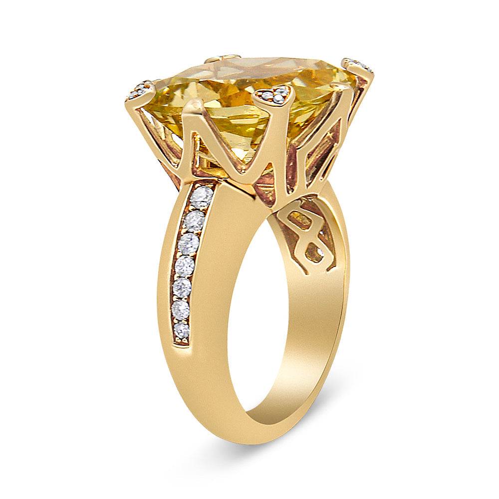 18K Yellow Gold 15x15mm Cushion Cut Lemon Quartz and 1/4 Cttw Diamond Accented Cocktail Ring (F-G Color, VS1-VS2 Clarity) - Bijoux-NYC Direct