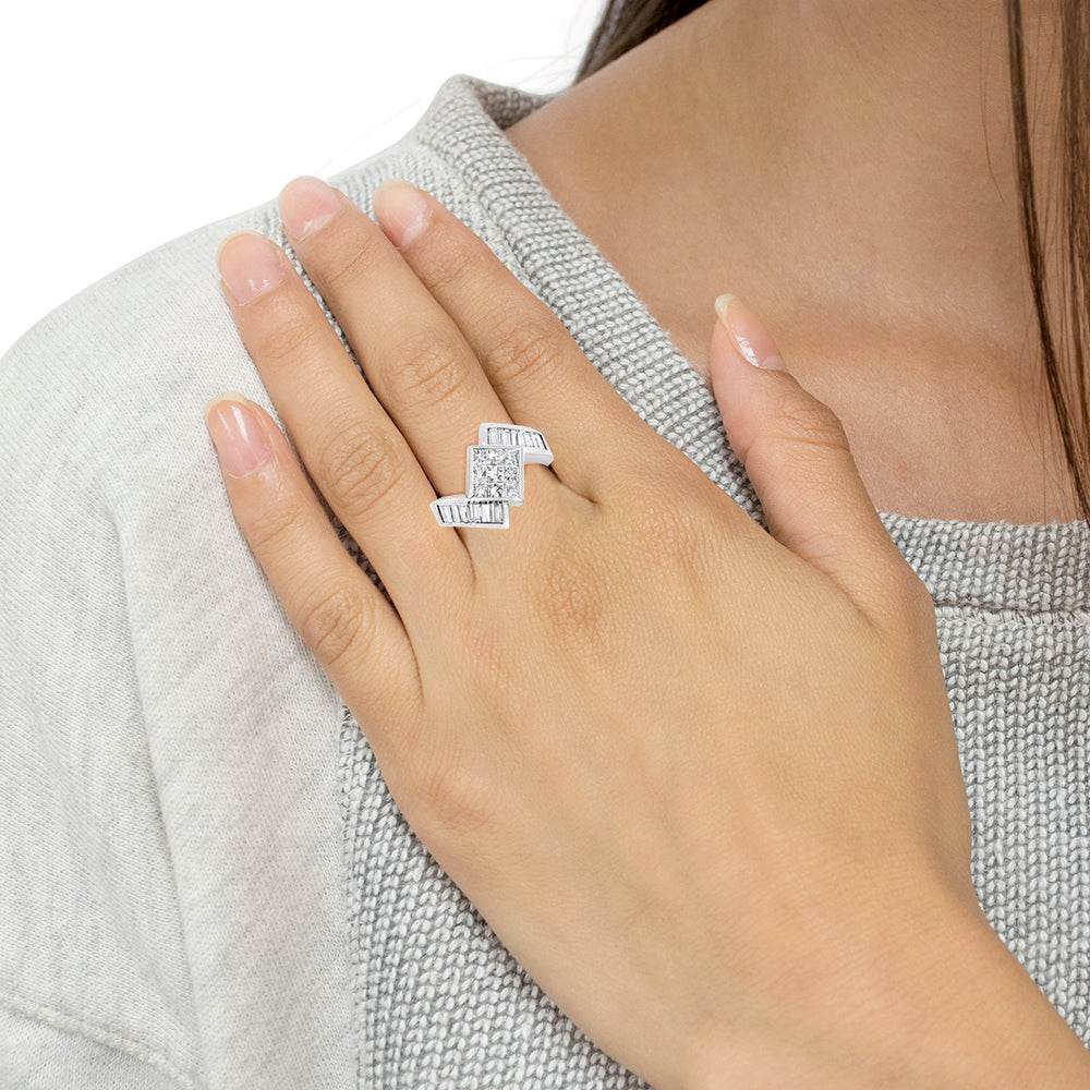 14K White Gold 2 1/5 Cttw Invisible-Set Princess and Channel-Set Baguette Diamond Bypass Kite-Set Ring (G-H Color, VS2-SI1 Clarity) - Bijoux-NYC Direct