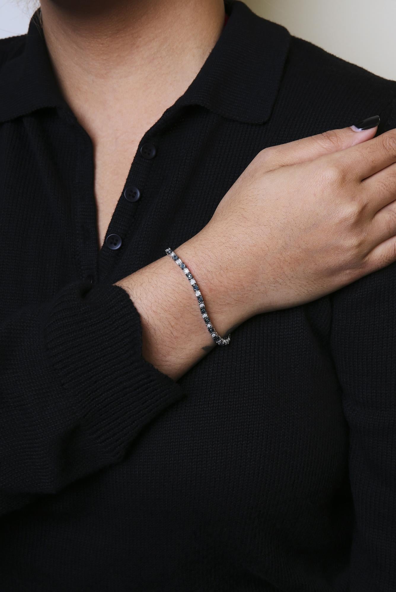 .925 Sterling Silver 1.0 Cttw with Alternating Round White Diamond and Round Treated Blue Diamond Tennis Bracelet (Blue and I-J Color, I3 Clarity) - Size 7" Inches - Bijoux-NYC Direct