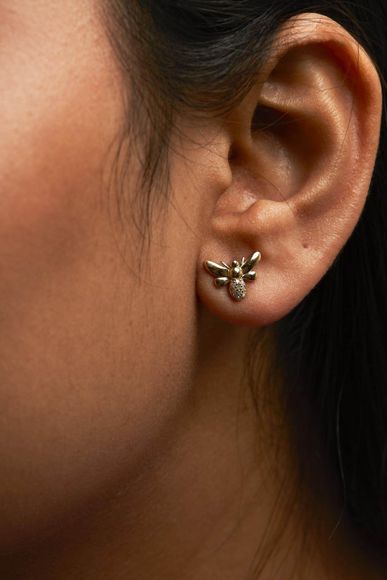 10K Yellow Gold Diamond Accented Bumble Bee Stud Earring (H-I Color, I1-I2 Clarity) - Bijoux-NYC Direct