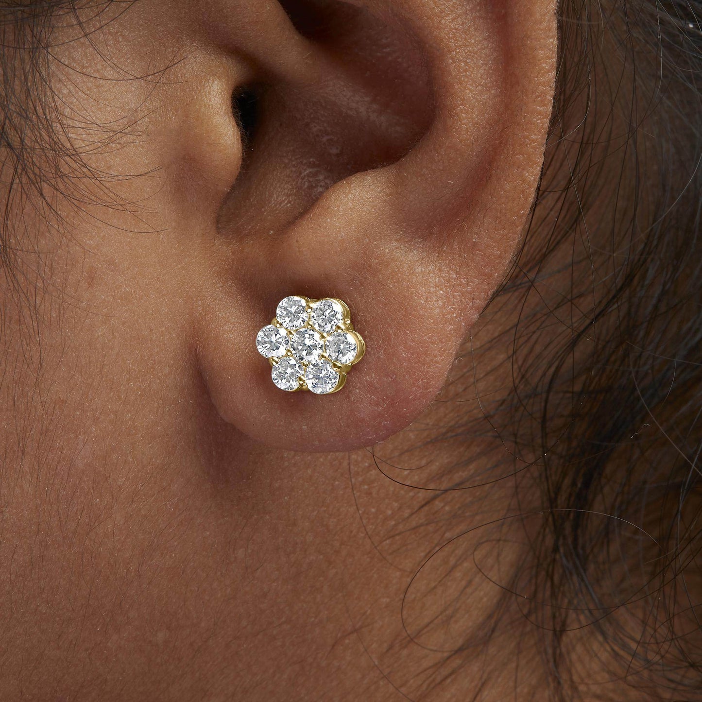 14K White Gold 1 1/2 cttw Prong Set Round-Cut Diamond Floral Cluster Stud Earrings (I-J Color, SI1-SI2 Clarity) - Bijoux-NYC Direct