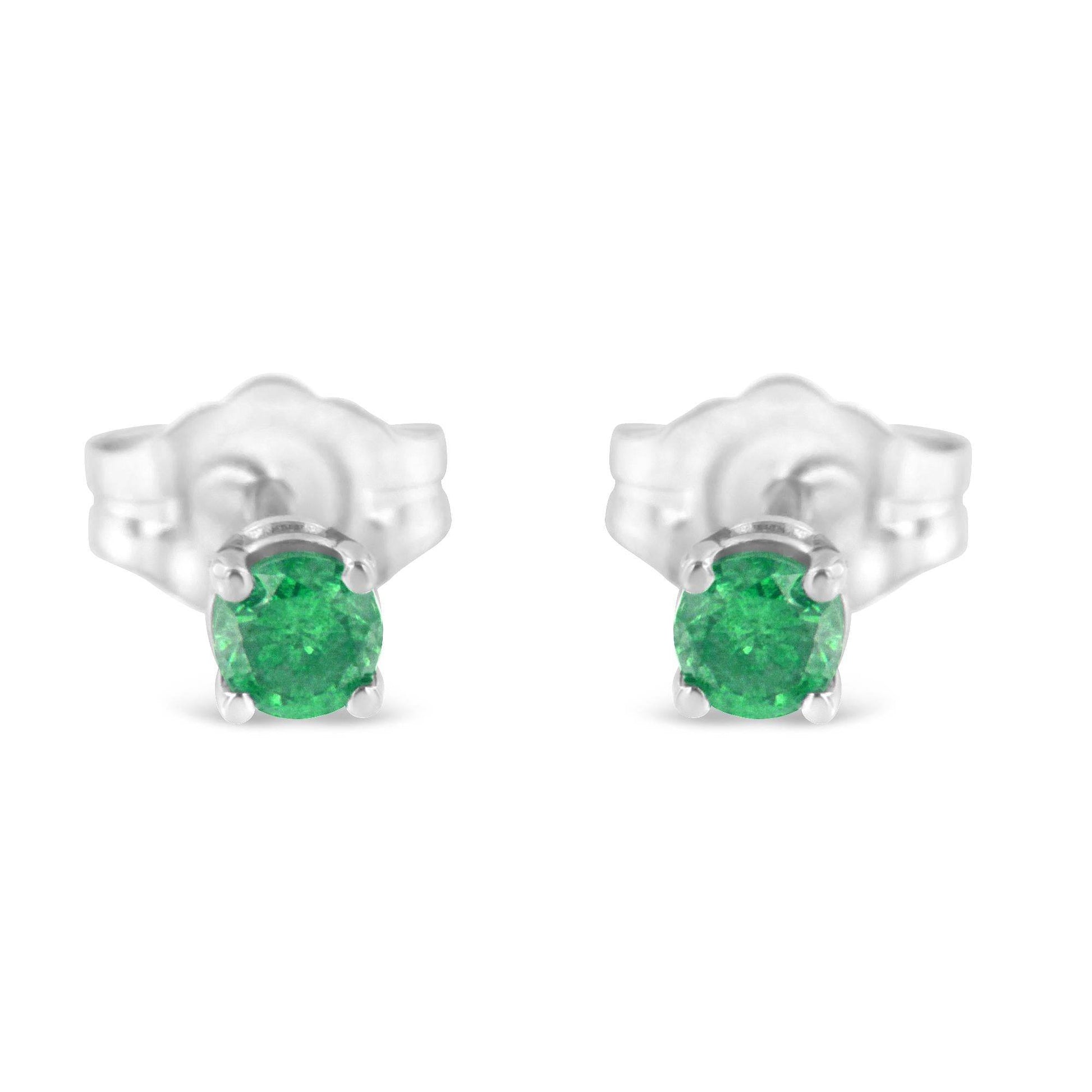 .925 Sterling Silver 1/4 Cttw Round Brilliant-Cut Green Diamond Classic 4-Prong Stud Earrings (Fancy Color-Enhanced, I2-I3 Clarity) - Bijoux-NYC Direct