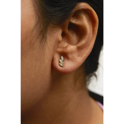 10K Yellow Gold 1/10 Cttw Diamond Triple Leaf Stud Earring (H-I Color, I1-I2 Clarity) - Bijoux-NYC Direct