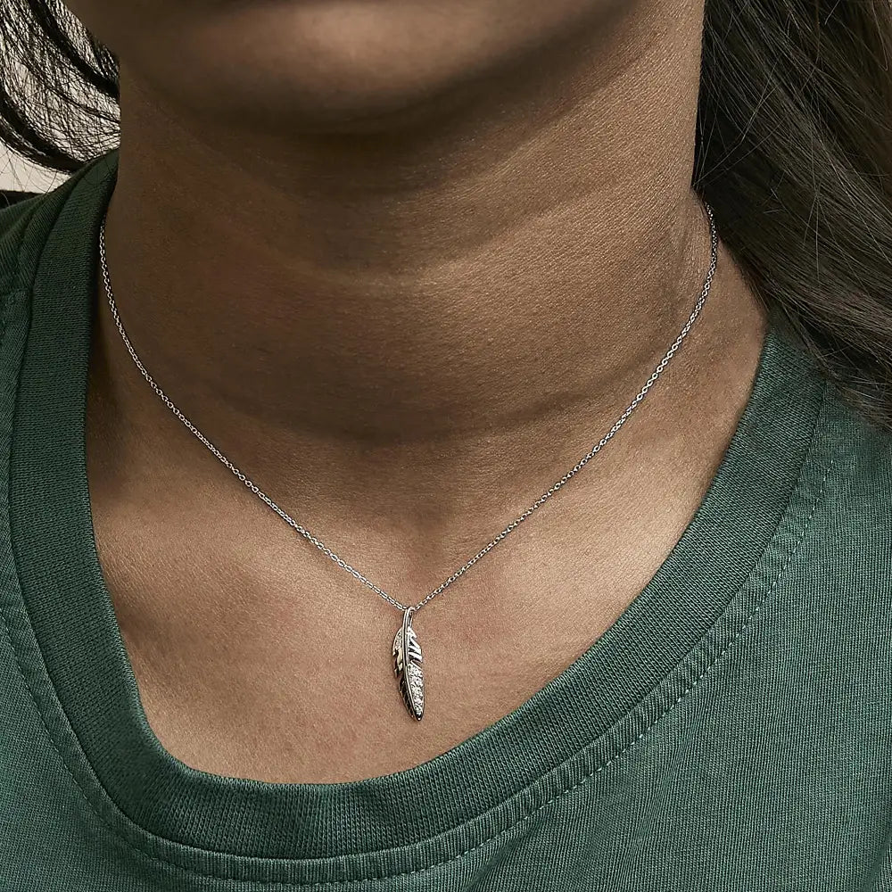 14k white gold diamond accent feather pendant necklace with 18 inch chain bijoux-nyc direct