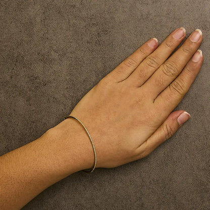 14k yellow gold 1/3 cttw diamond half eternity bangle bracelet (i j color i2 i3 clarity) 7.75’’ inches bracelets/bangle/bangle