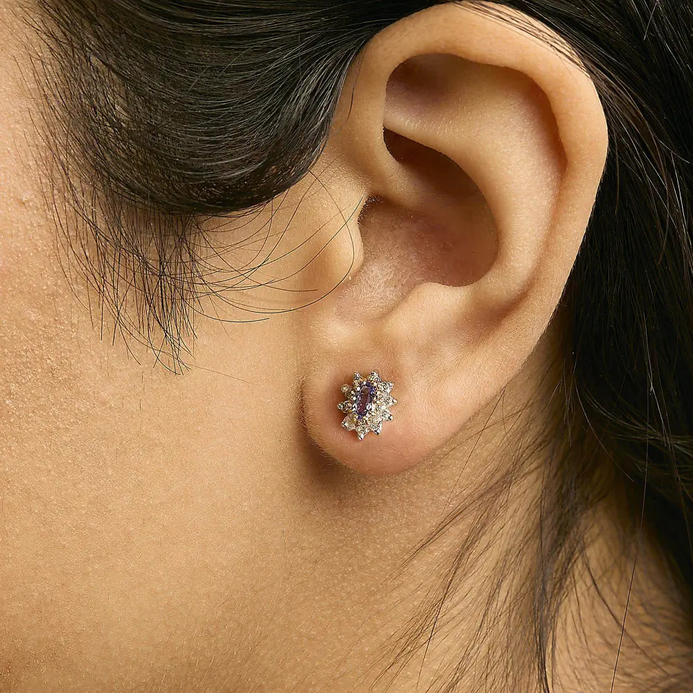 14K Yellow Gold 1/4 Cttw Diamond and Blue Purple Tanzanite Sunburst Halo Stud Earrings (K-L Color, I1-I2 Clarity) - Bijoux-NYC Direct