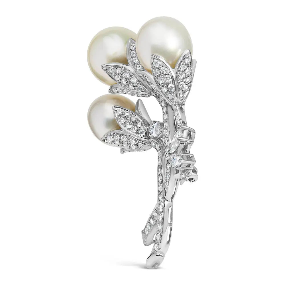 18K White Gold 2 1/5 Cttw Diamond and South Sea Pearl Floral Brooch Pin (G-H Color, VS1-VS2 Clarity) - Bijoux-NYC Direct
