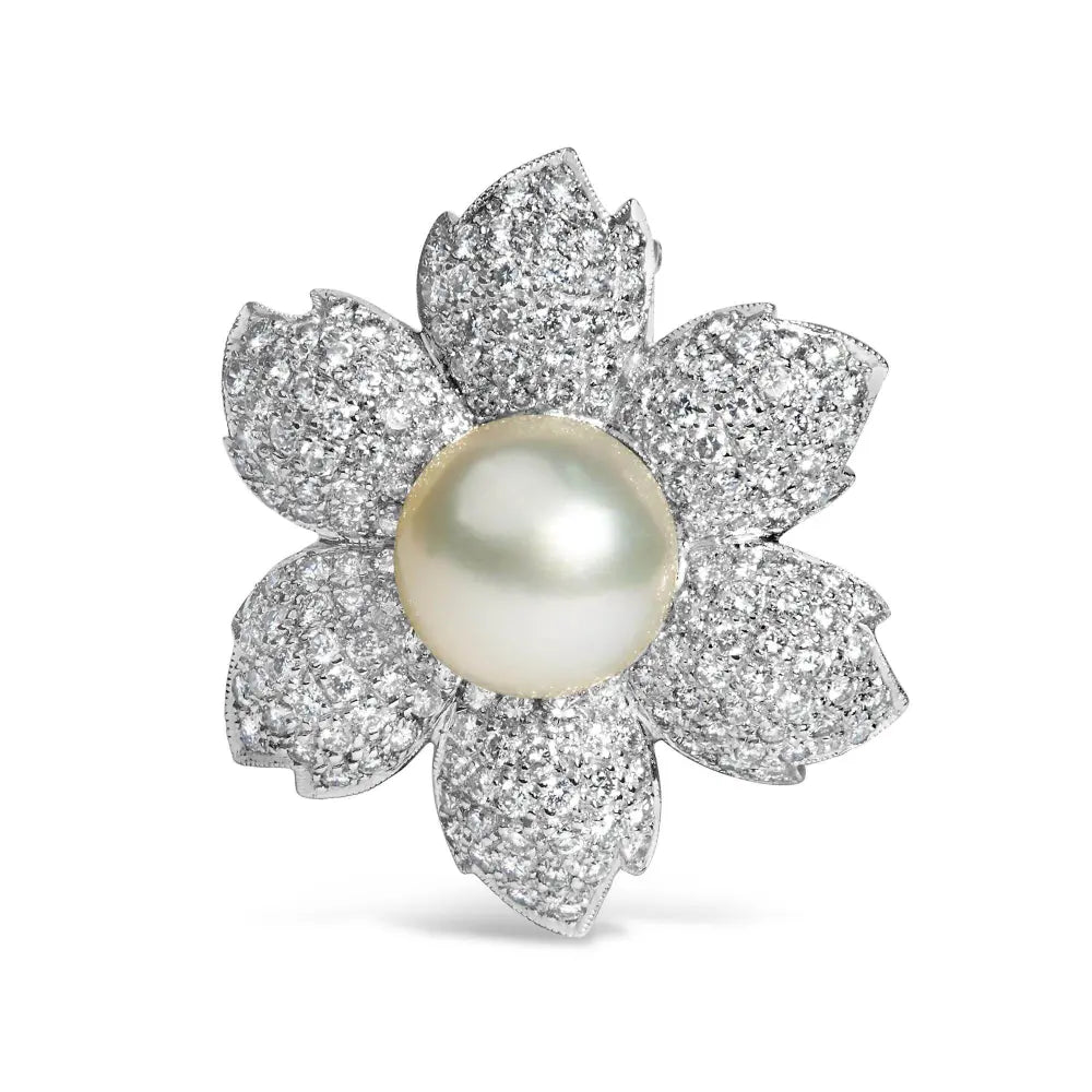 18K White Gold 2 3/4 Cttw Diamond and 12.5 MM Cultured Freshwater Pearl Floral Brooch Pin (G-H Color, VS1-VS2 Clarity) - Bijoux-NYC Direct
