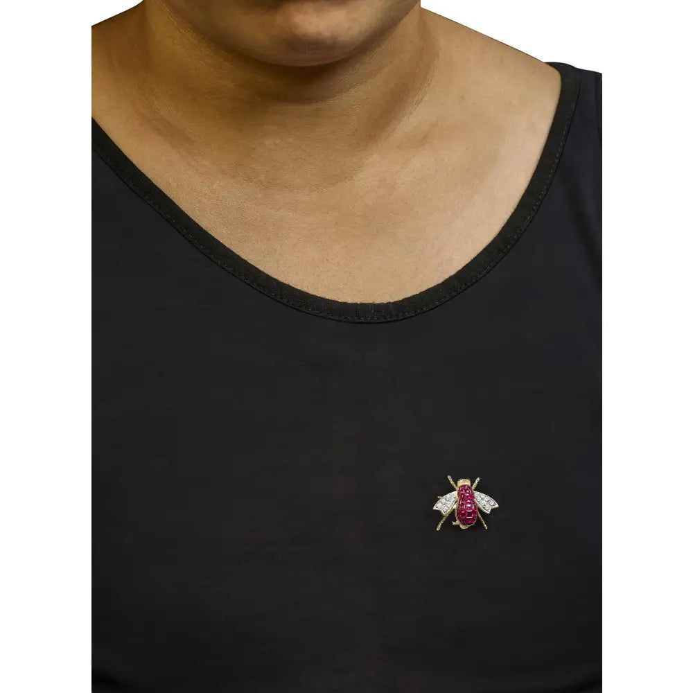 18k yellow gold ruby and diamond bumblebee brooch pin 7 1/8 cttw bijoux-nyc direct