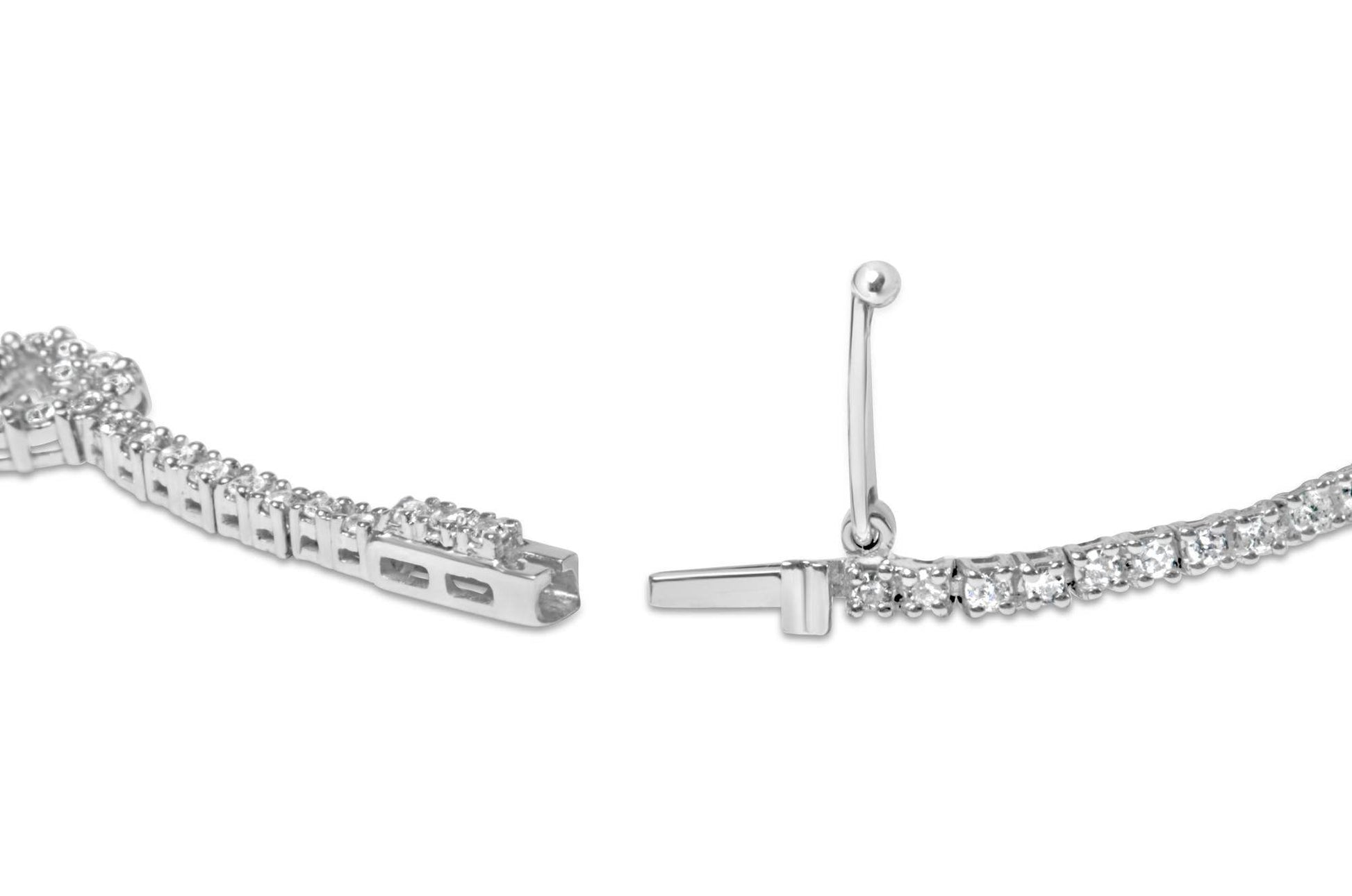 14K White Gold 1 1/2 Cttw Diamond Heart Station Strand Bracelet (H-I Color, I1-I2 Clarity) - 7.5 Inches - Bijoux-NYC Direct