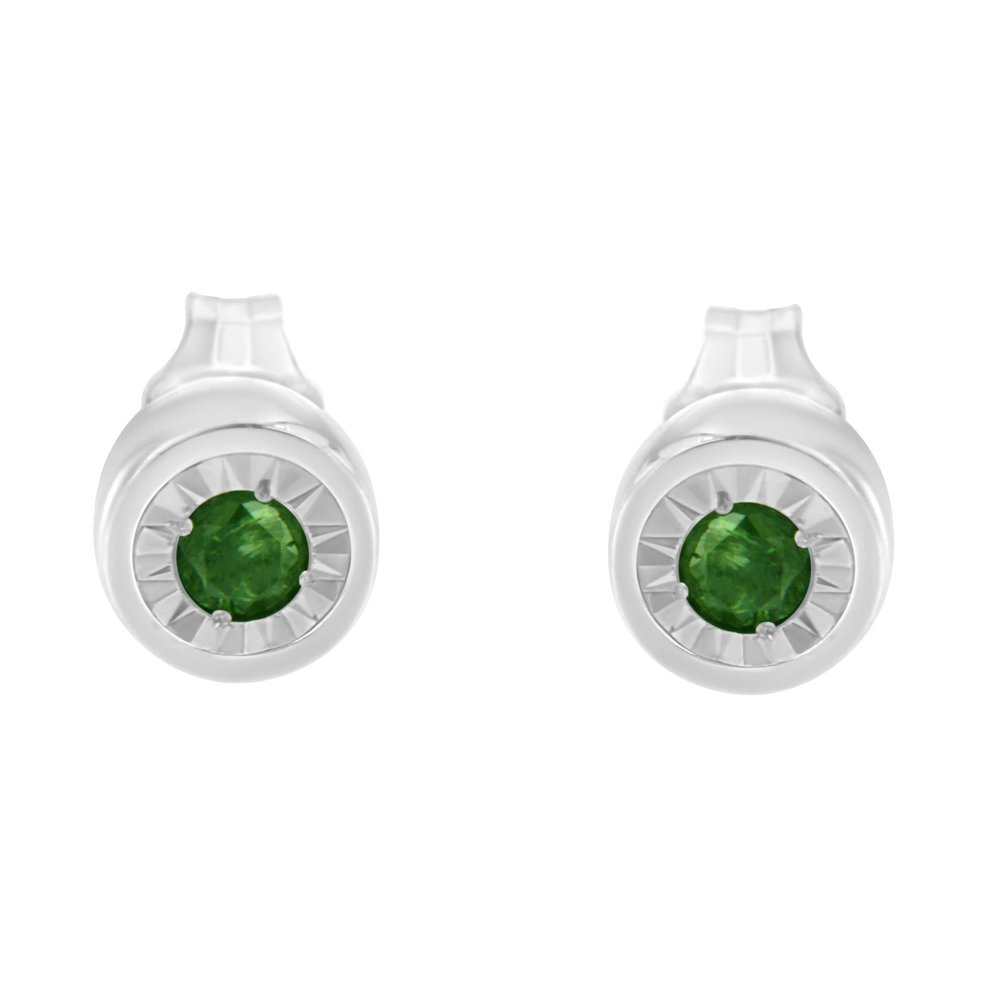 .925 Sterling Silver 0.15 Cttw Round Brilliant-Cut Green Diamond Miracle-Set Stud Earrings (Fancy Color-Enhanced, I1-I2 Clarity) - Bijoux-NYC Direct