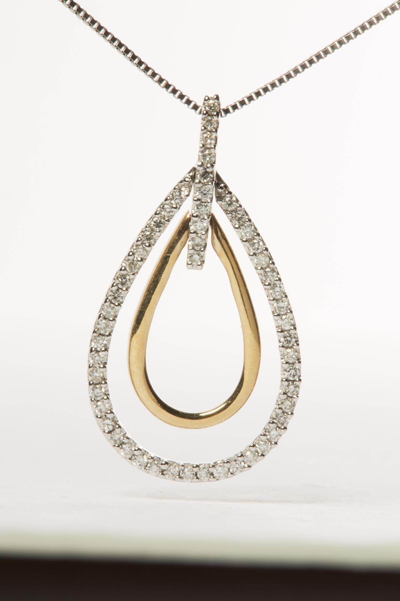 14K Two-Tone Gold Round Cut Diamond Double Burst Pendant Necklace (1/4 cttw, H-I Color, SI2-I1 Clarity) - Bijoux-NYC Direct
