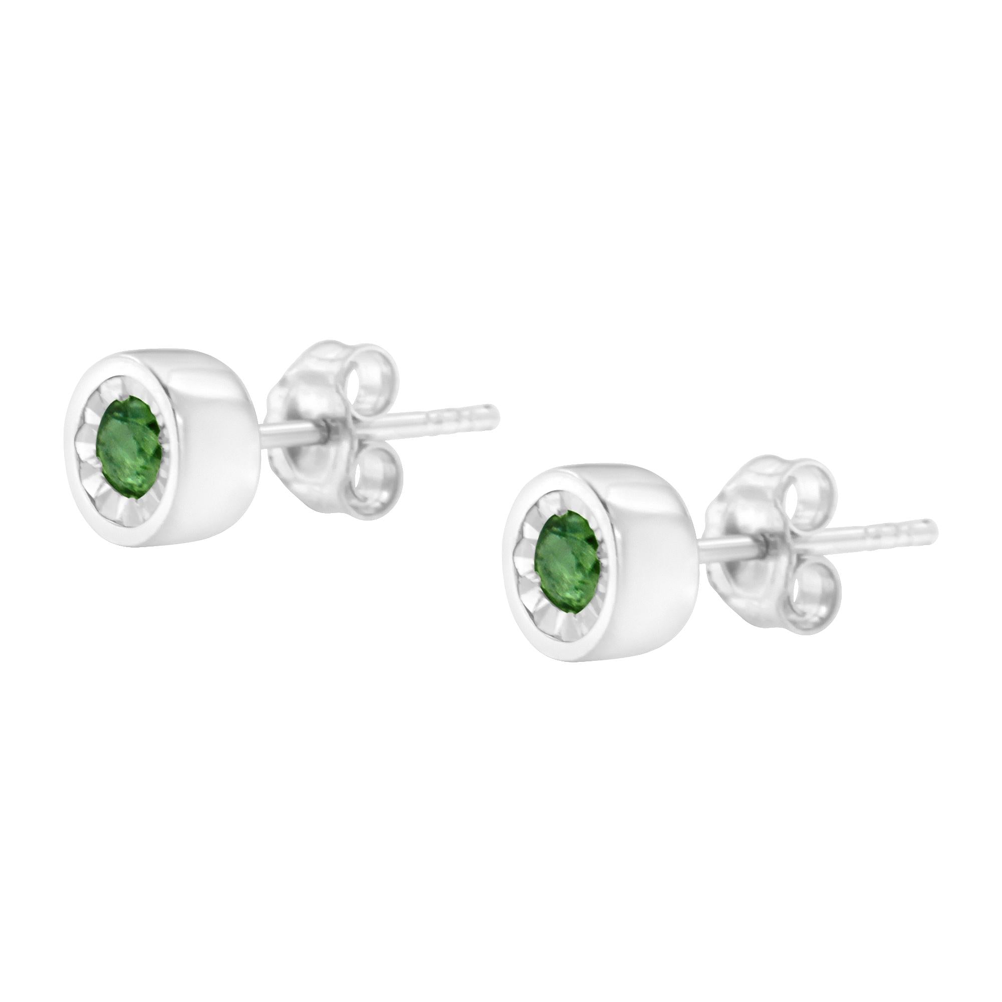 .925 Sterling Silver 0.15 Cttw Round Brilliant-Cut Green Diamond Miracle-Set Stud Earrings (Fancy Color-Enhanced, I1-I2 Clarity) - Bijoux-NYC Direct