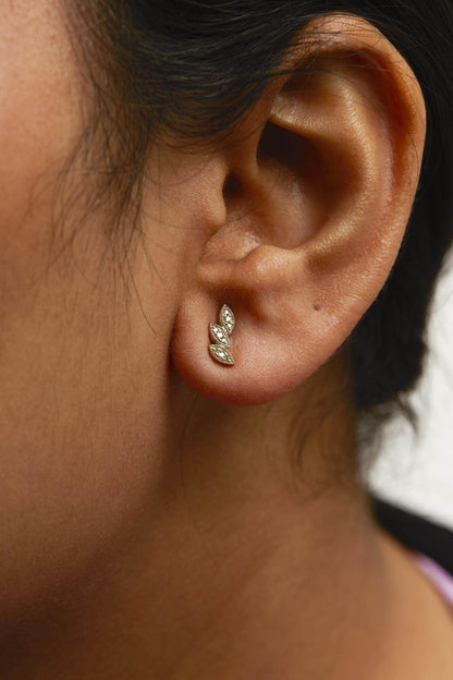 10K Yellow Gold 1/10 Cttw Diamond Triple Leaf Stud Earring (H-I Color, I1-I2 Clarity) - Bijoux-NYC Direct