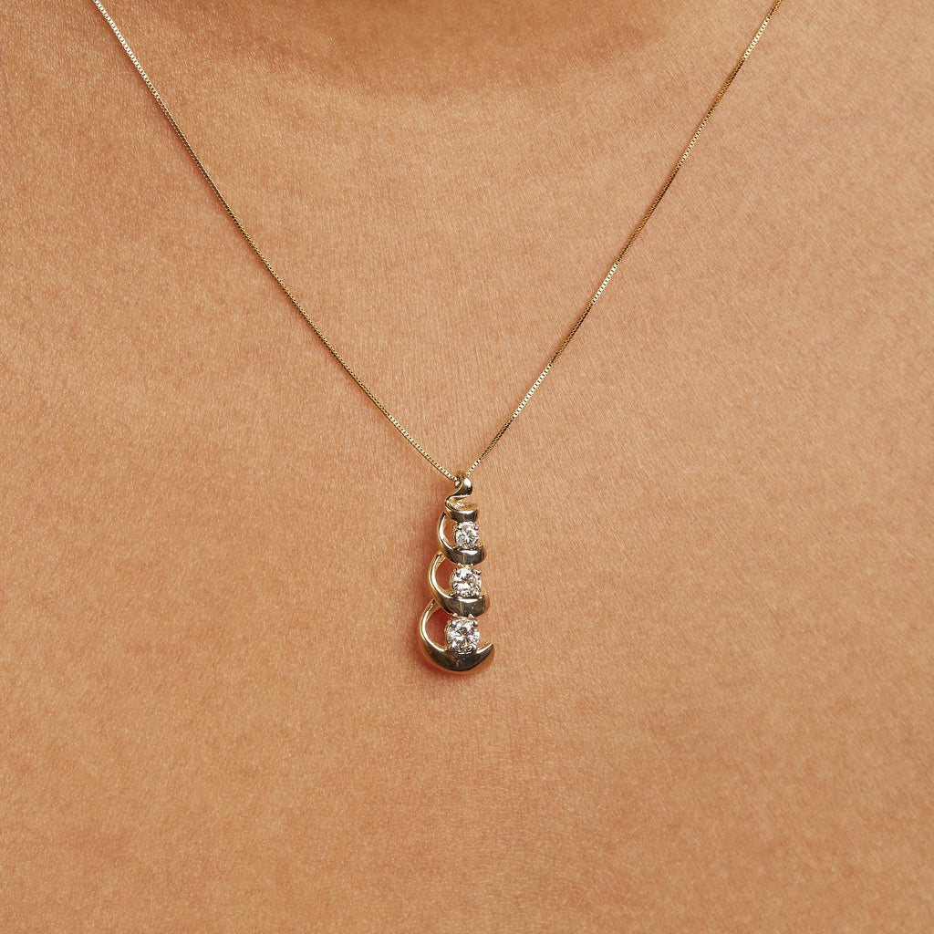 Diamond 3-Stone Swirl Drop Pendant Necklace in 10K Yellow Gold – 1/4 ct