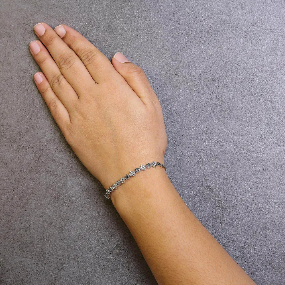.925 Sterling Silver 1/10 Cttw Alternating Blue and White Diamond Link Bolo Bracelet (Blue/I-J Color, I2-I3 Clarity) - Bijoux-NYC Direct