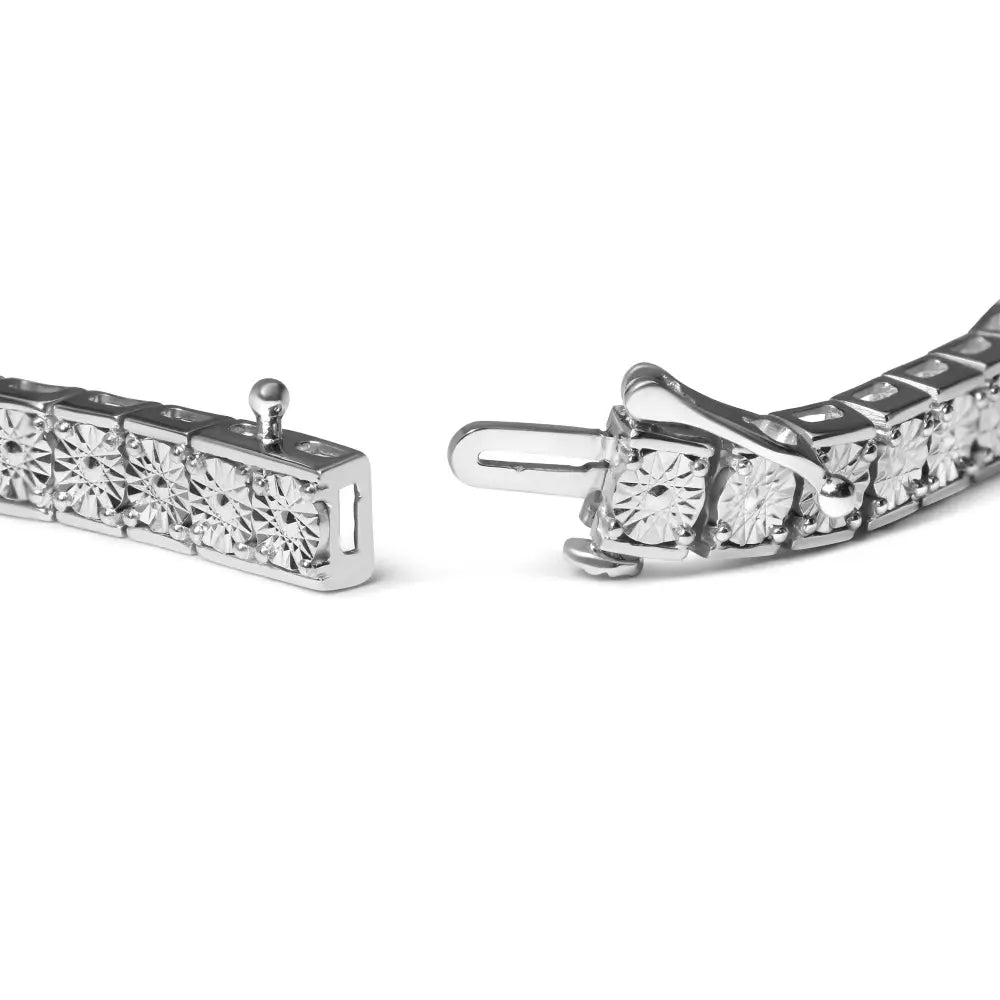 Sterling silver 1/10 cttw diamond 7.25 inch miracle link bracelet bijoux-nyc direct