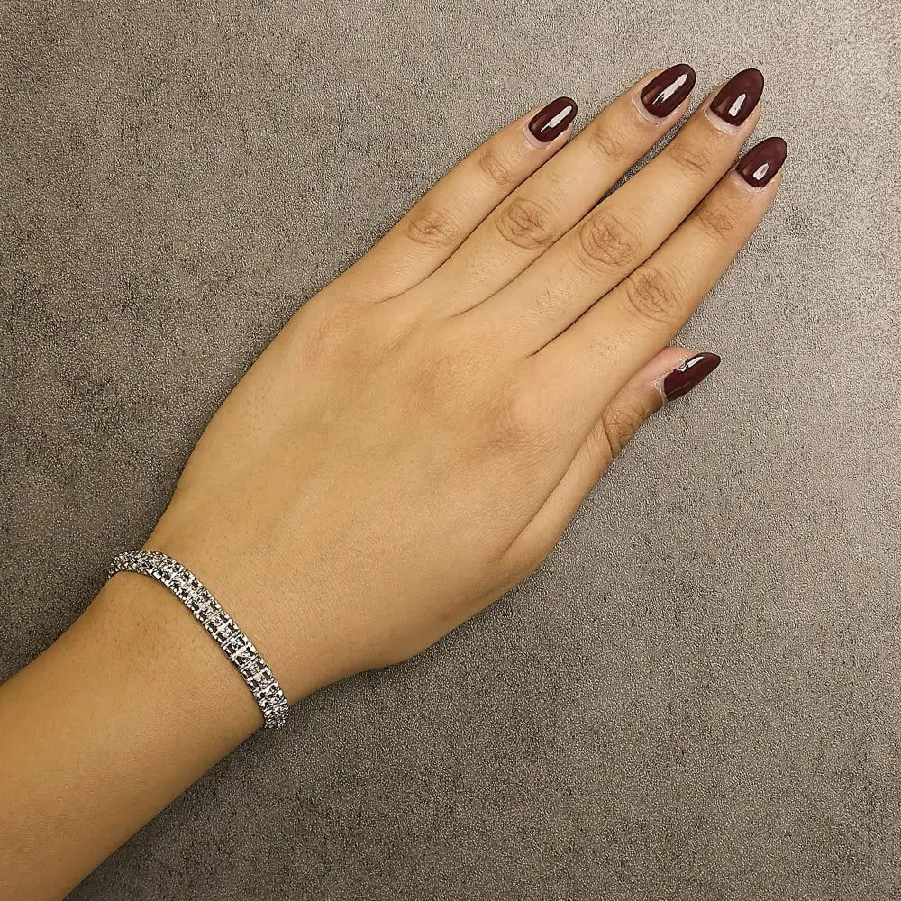 Diamond double-link tennis bracelet in sterling silver – 1/10 ct
