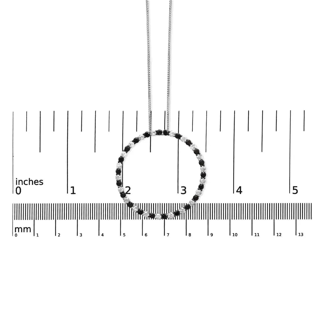 .925 sterling silver 3.0 cttw alternating black and white diamond open hoop circle pendant necklace (h i color i3 clarity) 18’’