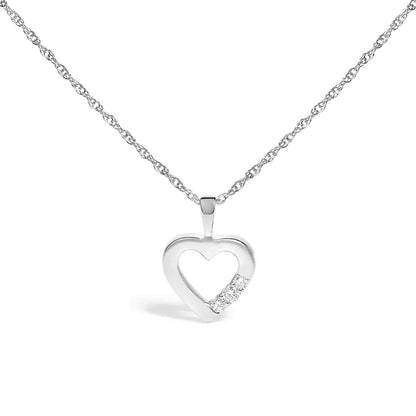 .925 sterling silver lab grown diamond 1/4 cttw three stone heart pendant necklace 18’’ inches necklaces/pendant/pendant