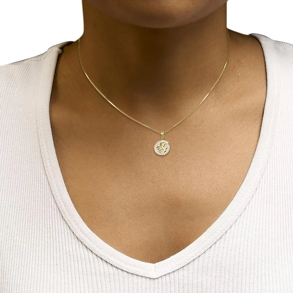 1/6 ct diamond three-leaf clover pendant necklace in 10k yellow gold bijoux-nyc direct