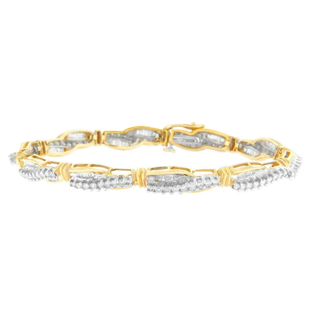 Round & baguette cut diamond winding bracelet in 14k yellow gold – 3 cttw