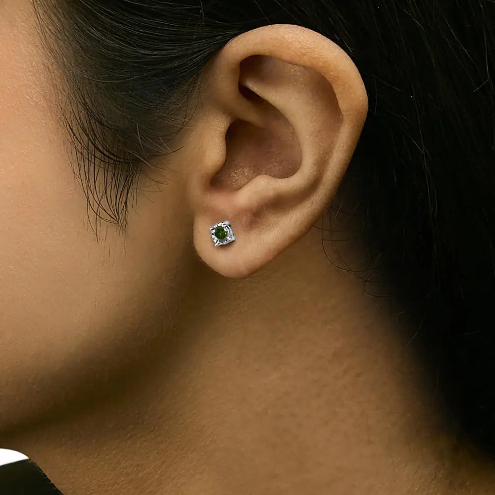 Sterling silver 0.25 cttw rose cut green diamond solitaire stud earrings bijoux-nyc direct